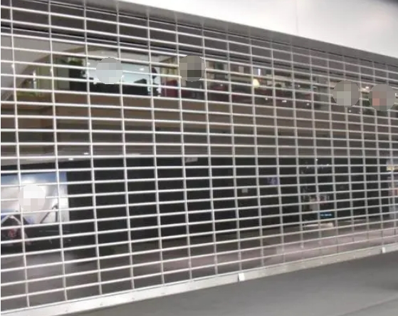 重慶觀音橋不銹鋼網狀卷簾門案例